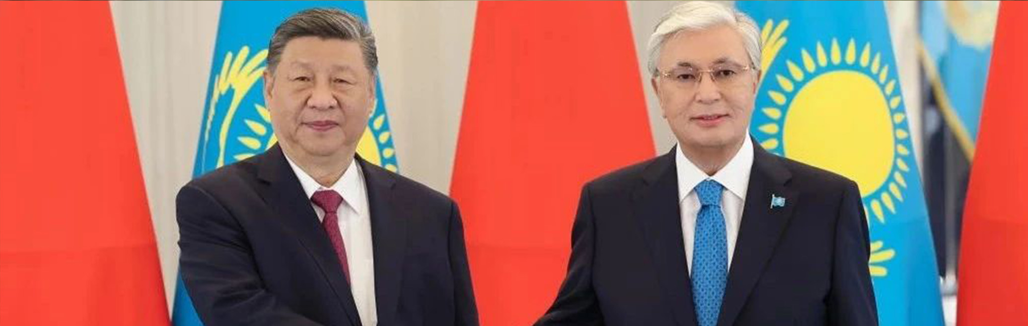 习近平同哈萨克斯坦总统托卡耶夫会谈