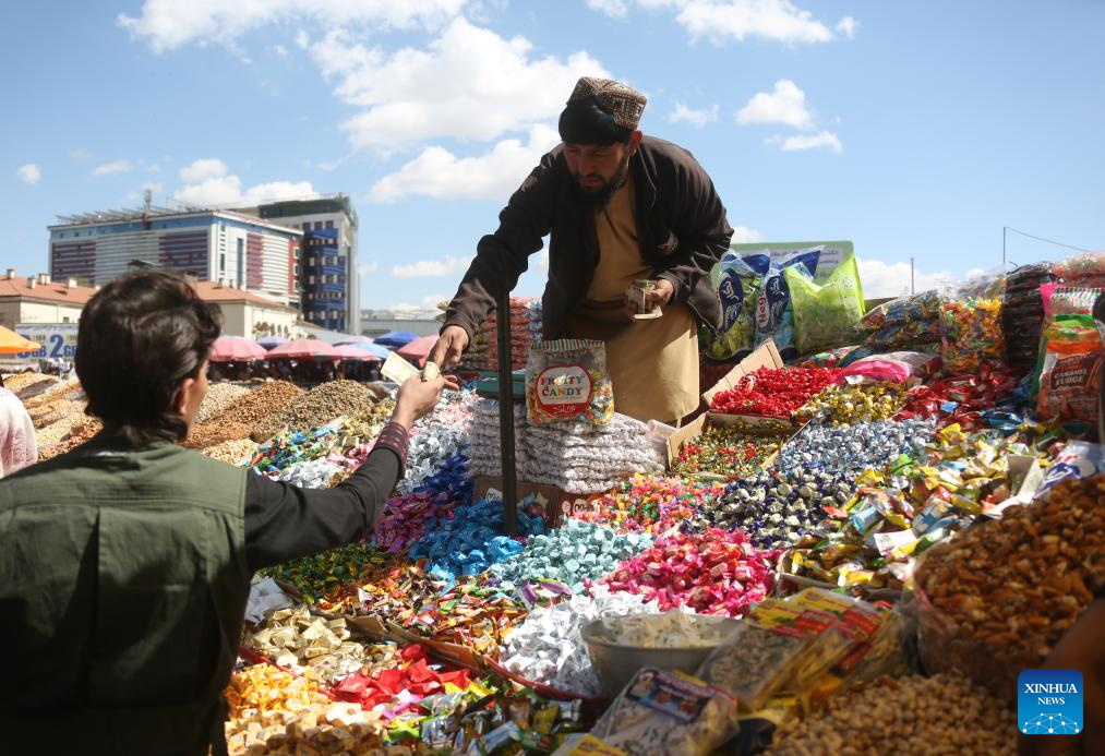 Feature: Afghans prepare to celebrate Eid al-Fitr under sanctions, poverty