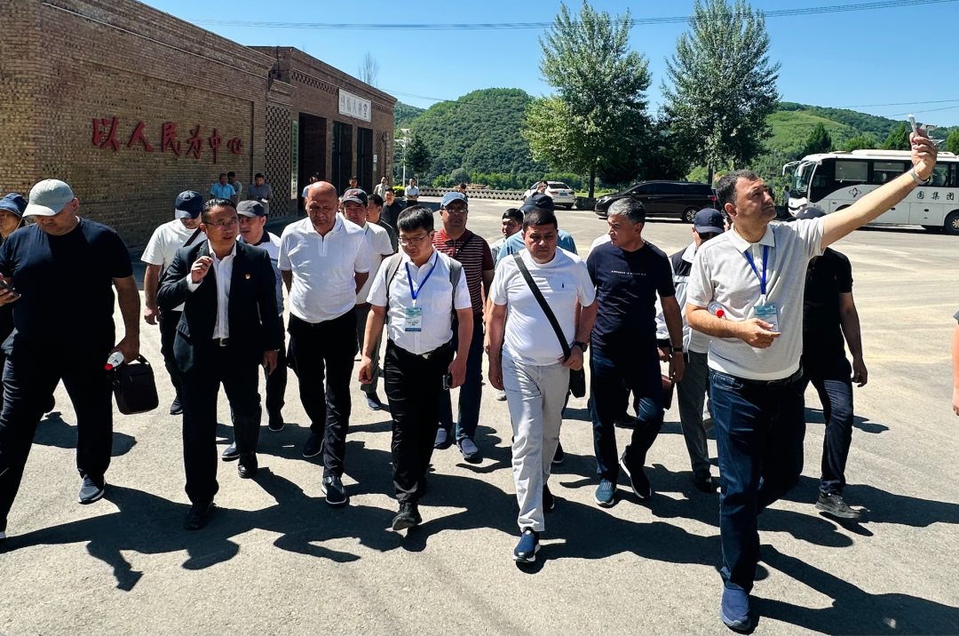 Seminar on Poverty Reduction and Rural Development for Uzbekistan Held in China