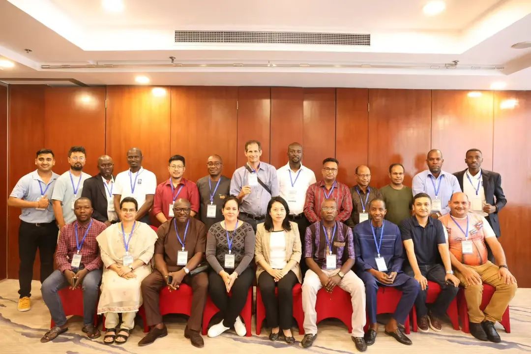 Seminar on Poverty Reduction of Small and Medium Enterprises and NGOs for Developing Countries Held in Beijing