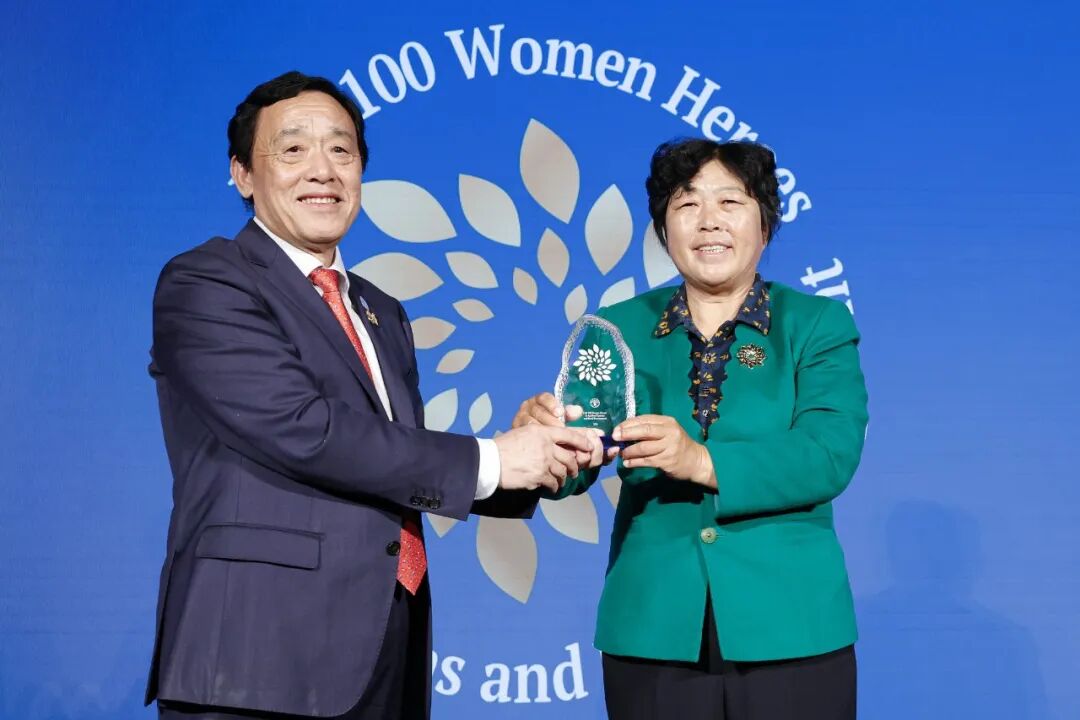 联合国领奖台，见证中国乡村振兴“她力量”