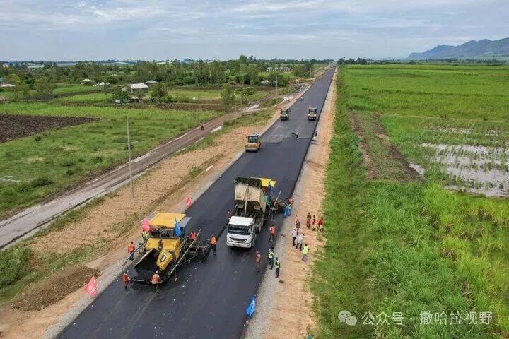 在肯尼亚，有条“蔗糖之路”