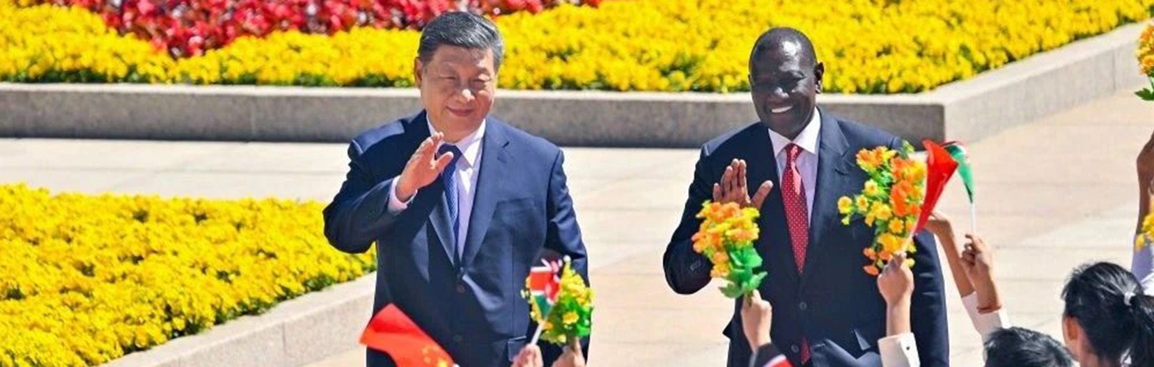 习近平同肯尼亚总统鲁托会谈
